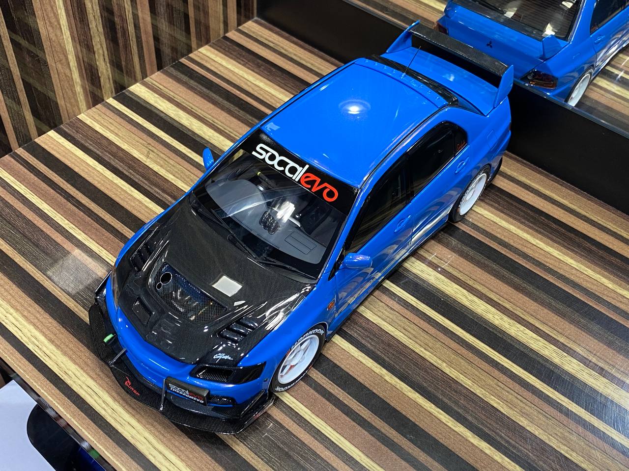 Super A 1/18 Mitsubishi Lancer Evolution IX Diecast Model (Blue)