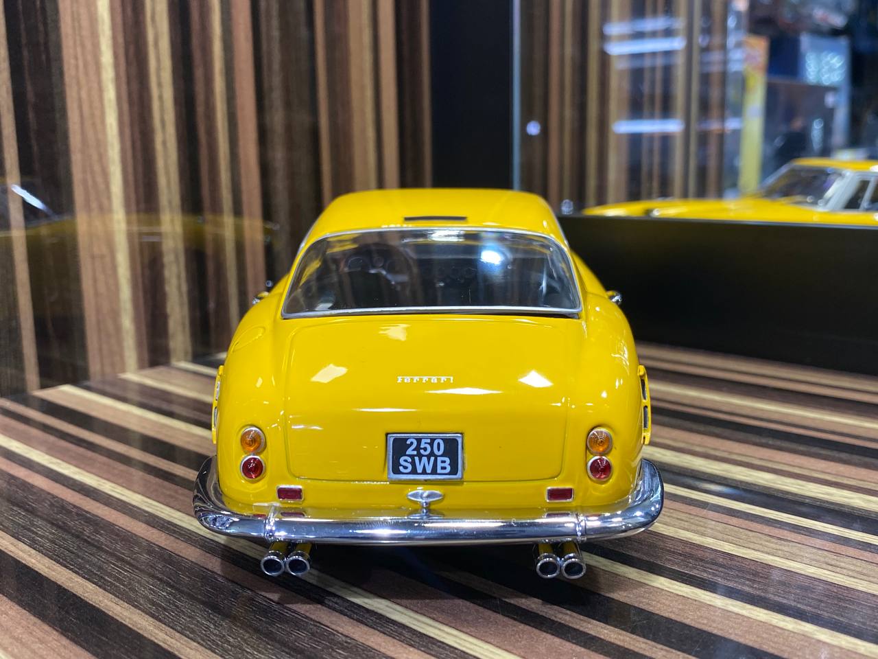 KK Scale Ferrari 250 SWB 1960 [ Yellow, Resin, 1/18]