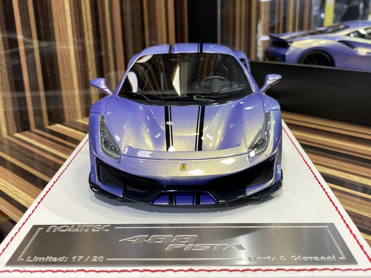 Davis & Giovanni Ferrari 488 PISTA [Fantasy purple |black stripes | Resin | 1/18]