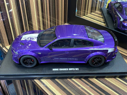 Dodge Charger Super Bee Limited Edition by GT Spirit [1/18 Resin Purple]