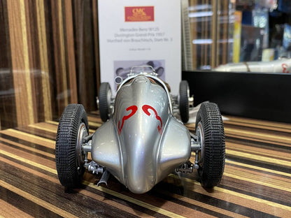 CMC Mercedes benz W125 Donington Grand prix 1937 [1/18 Diecast Silver]