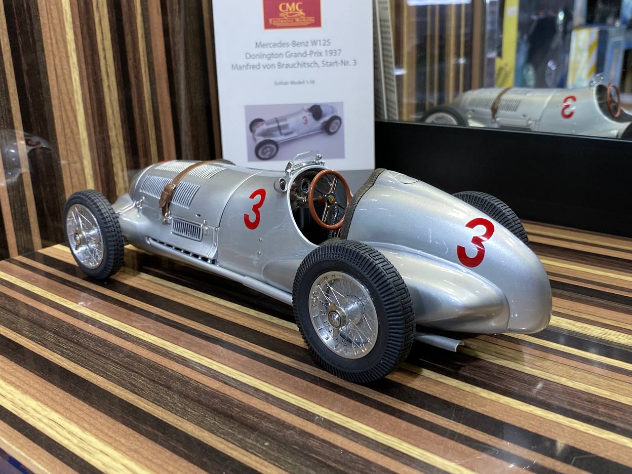 CMC Mercedes benz W125 Donington Grand prix 1937 [1/18 Diecast Silver]