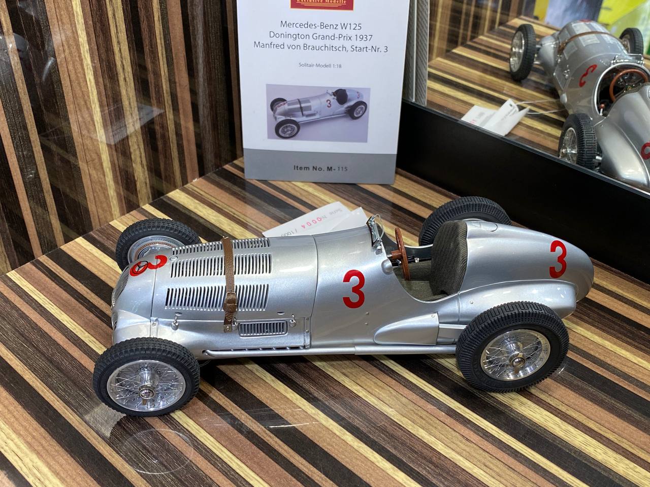 CMC Mercedes benz W125 Donington Grand prix 1937 [1/18 Diecast Silver]