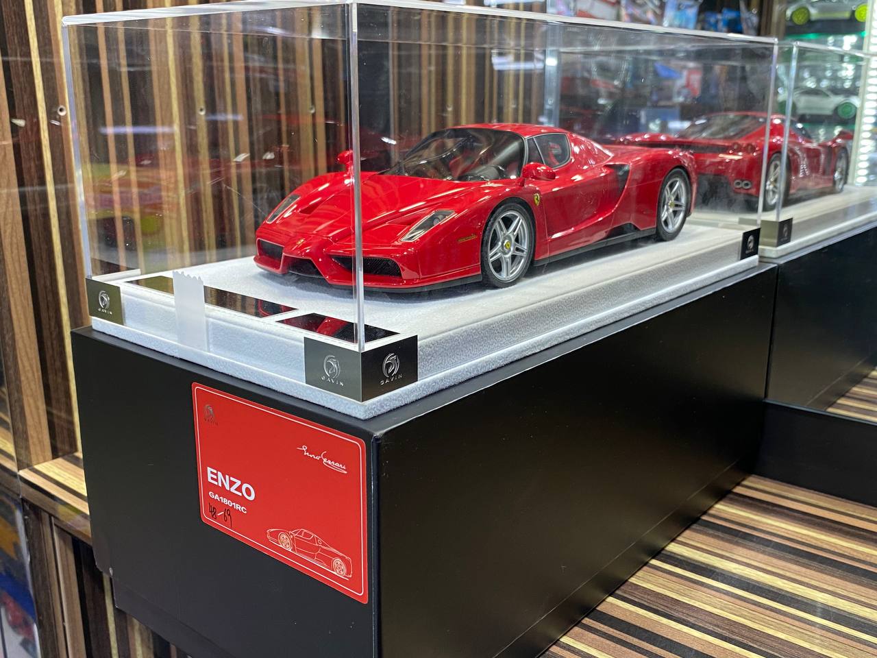 Gavin Ferrari Enzo Limited Edtion [ 1/18 resin Red ]