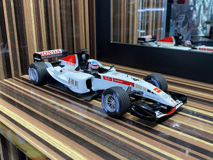 Honda B-A-R Präsentation #4 T. sato 2005 by Minichamps [1/18 Diecast White & Red]