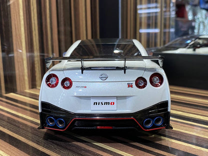 AutoArt Nissan GT-R R35 NISMO Special Edition [ 1/18 White ]