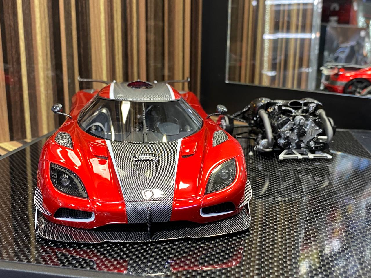 1/18 General Models Resin Model - Koenigsegg Agera RS with Engine [1/18 Red]