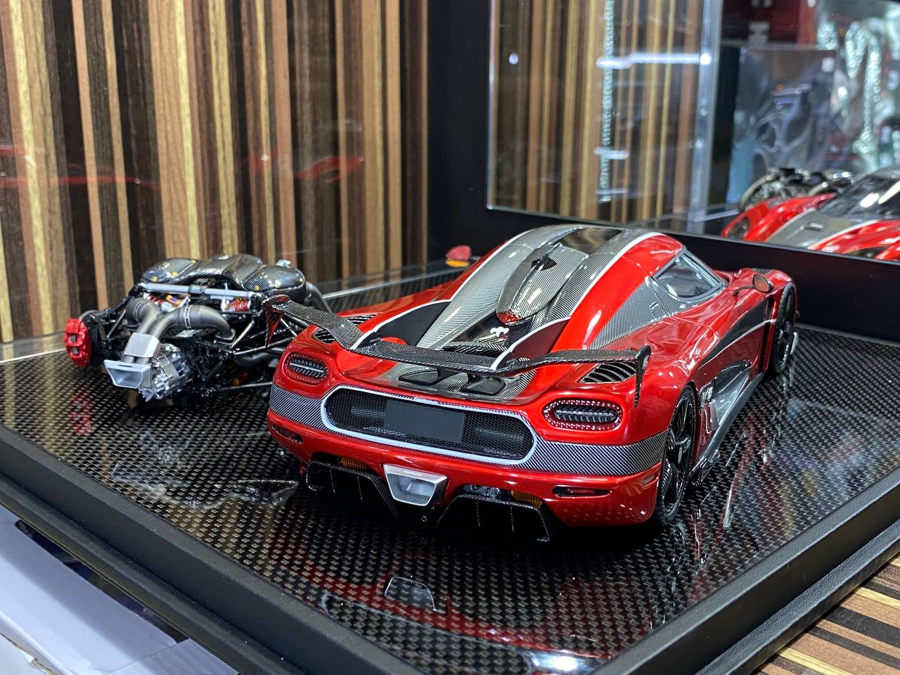 1/18 General Models Resin Model - Koenigsegg Agera RS with Engine [1/18 Red]