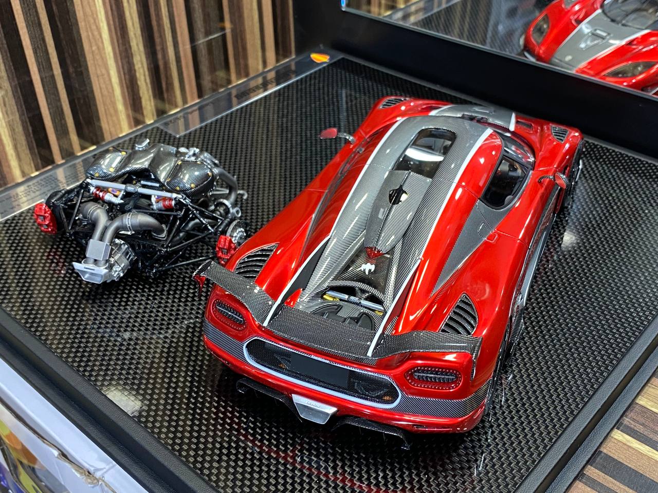 1/18 General Models Resin Model - Koenigsegg Agera RS with Engine [1/18 Red]