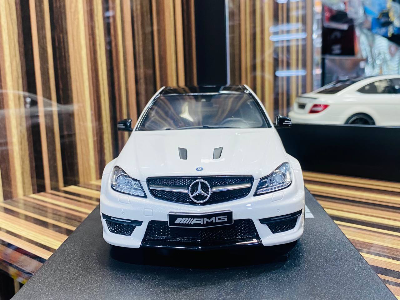 GT Spirit Mercedes-Benz C63 AMG Edition 507 - [1/18 Resin Model