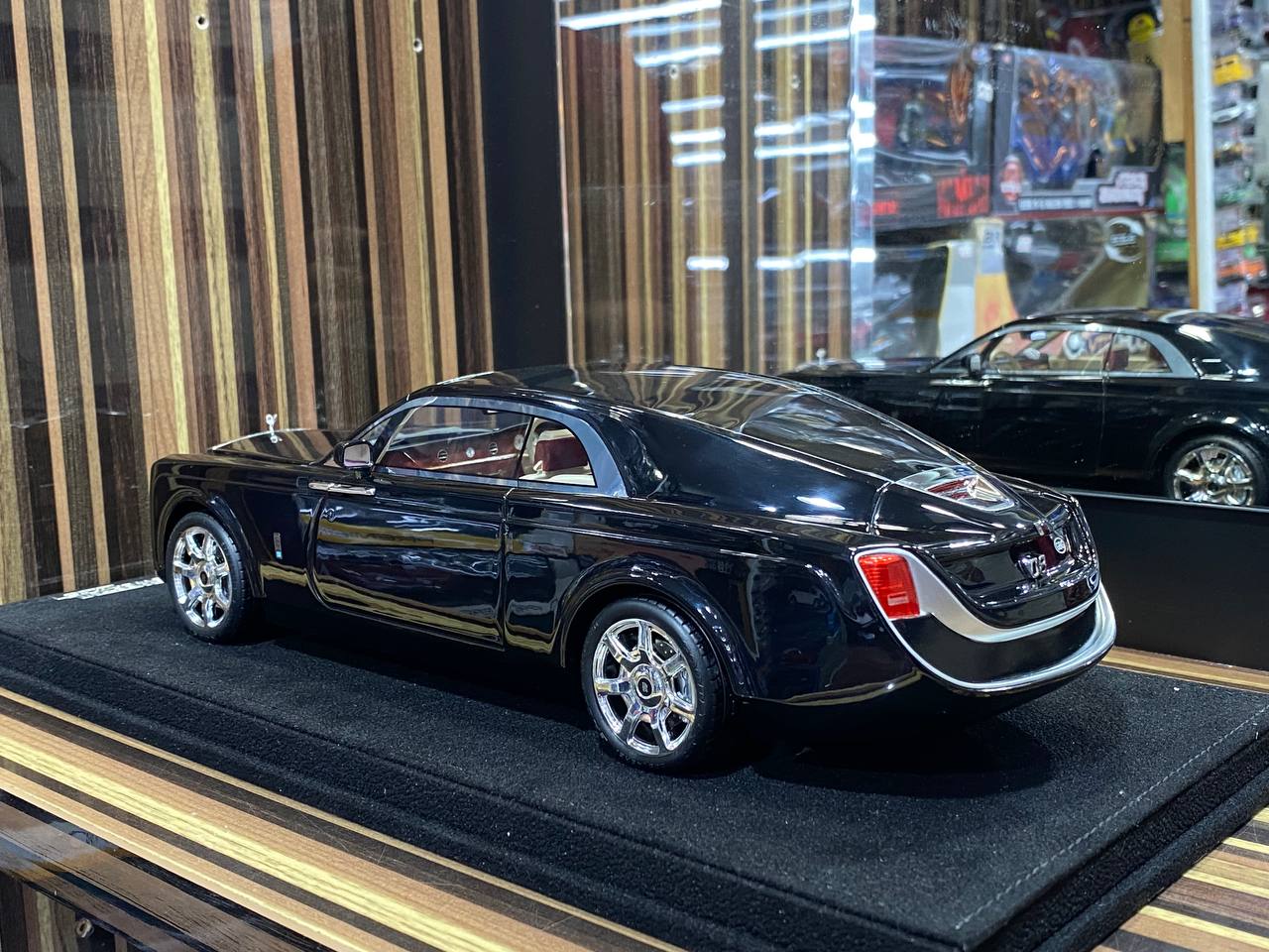 AutoBarnModels Rolls-Royce SWEPTAIL - 1/18 Resin Model, Black|Sold in Dturman.com Dubai UAE.