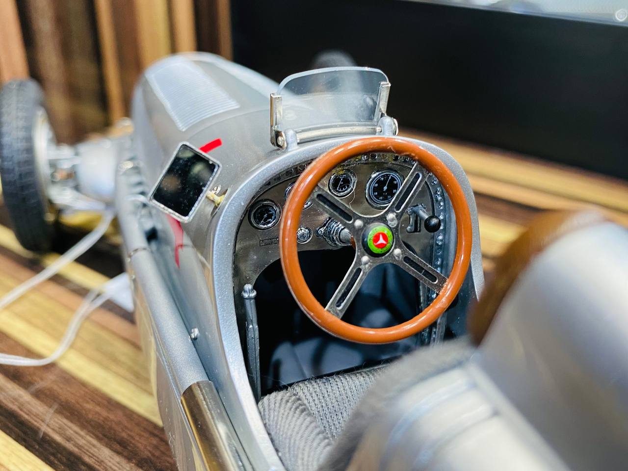 CMC Mercedes-Benz W25, 1935 Luigi Fagioli, Start No. #4 Sieger GP Monaco [1/18 Diecast]