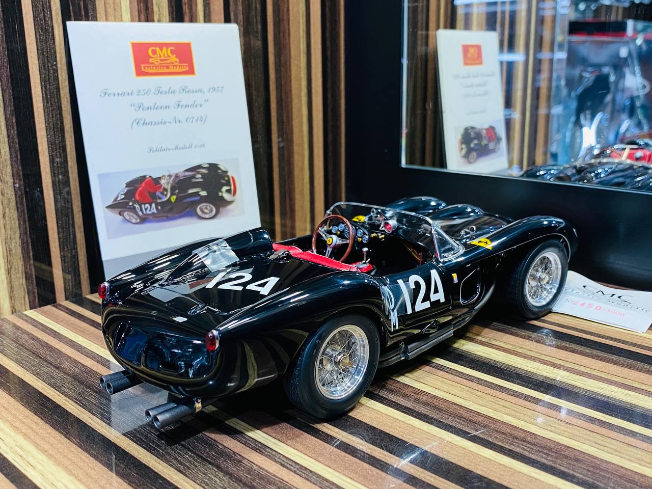 CMC Ferrari 250 Testa Rossa, 1957 Pontoon Fender(chassis No. 0714) [1/18 Diecast Black]