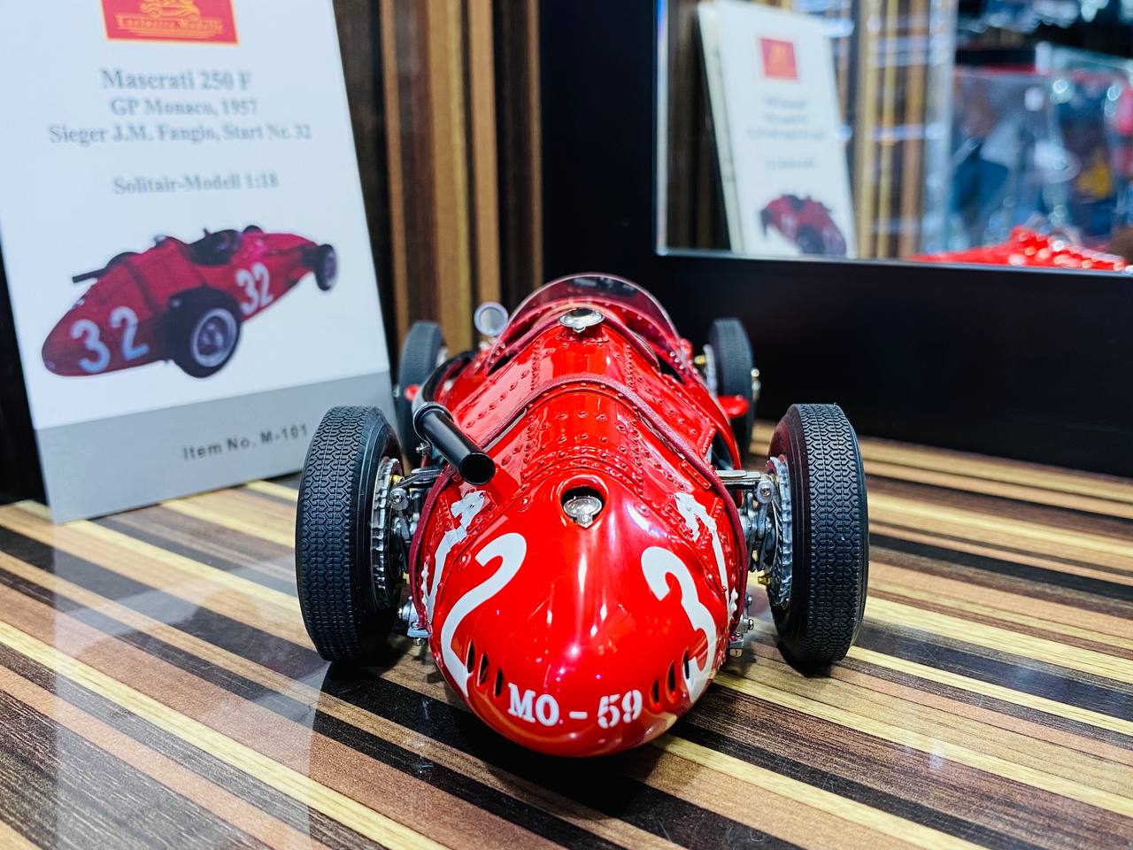 CMC Maserati 250 F GP Monaco, 1957 Sieger J.M Fangio, Start Nr. 32 [1/18 Red Diecast]