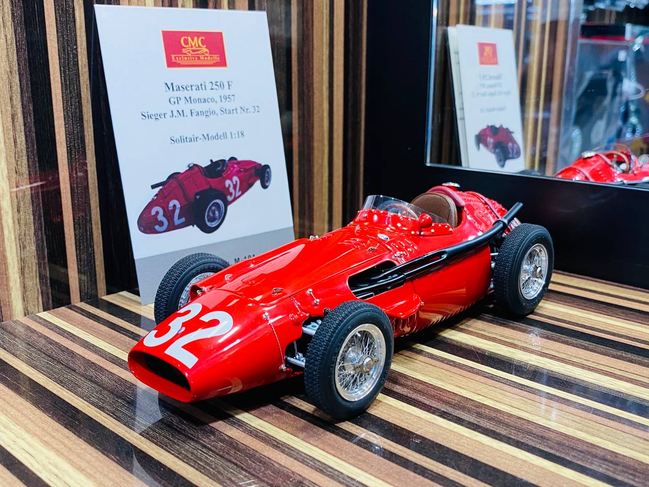 CMC Maserati 250 F GP Monaco, 1957 Sieger J.M Fangio, Start Nr. 32 [1/18 Red Diecast]