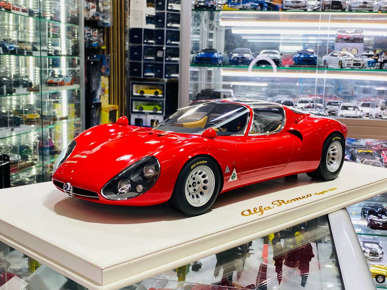 1/8 Resin DMH Alfa Romeo Tipo 33/2 Stradale Model Car - Mark Red (Limited Edition)