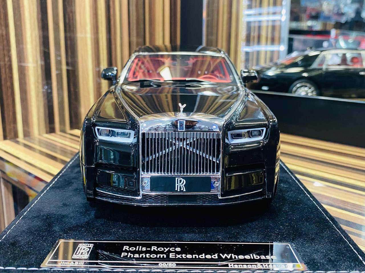 HH Rolls Royce Phantom Extended Wheelbase Resin Model - Diamond Black | Limited Edition