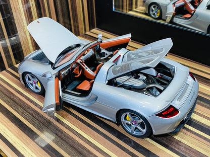 AutoArt Porsche Carrera GT Diecast Model Car - [1/18 Silver | All Opening]