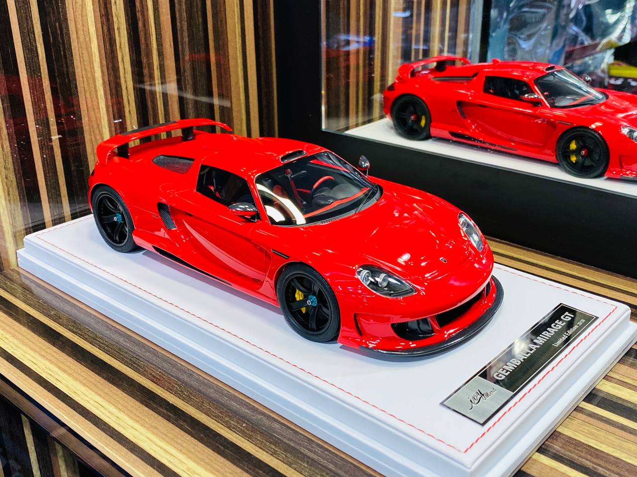 Exclusive IVY Models Gemballa MIRAGE GT Resin Model - Wicked Red | Limited Edition!