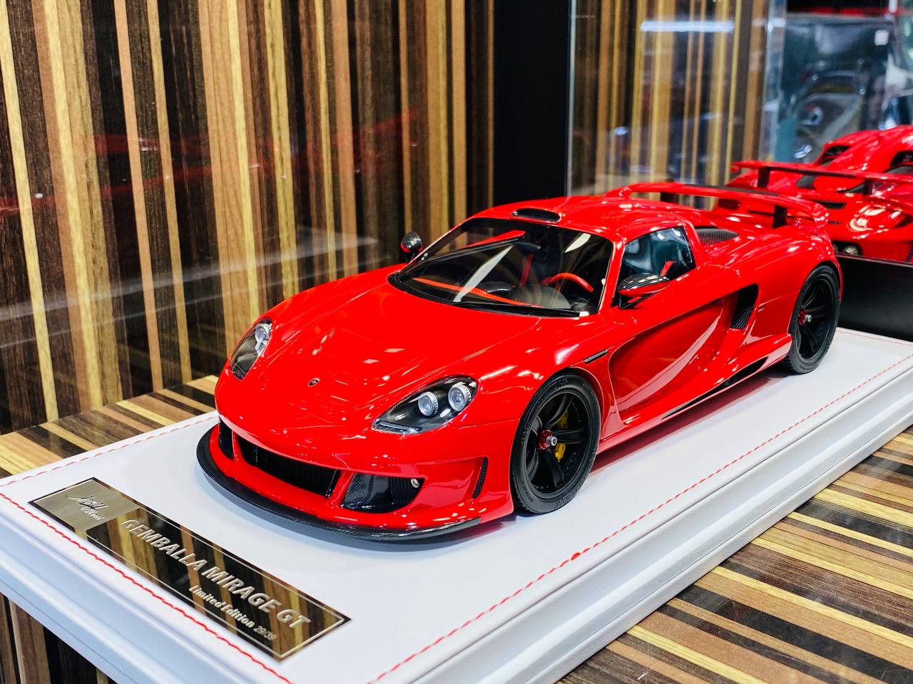 Exclusive IVY Models Gemballa MIRAGE GT Resin Model - Wicked Red | Limited Edition!