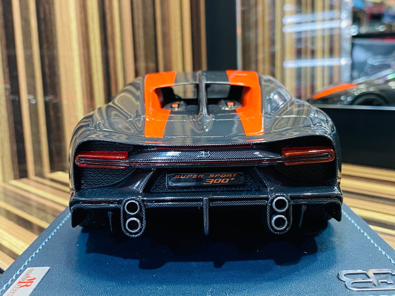 Exclusive MR Collection Models Bugatti Chiron Super Sport Resin - Carbon/Orange Line | Limited Edition!