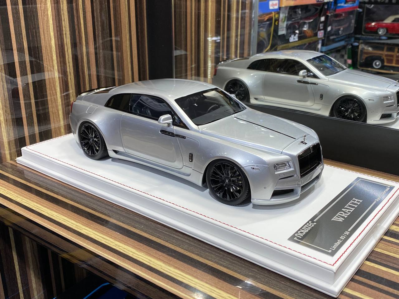 1/18 Resin Davis & Giovanni  Rolls Royce  WRAITH novitec silver Model Car|Sold in Dturman.com Dubai UAE.