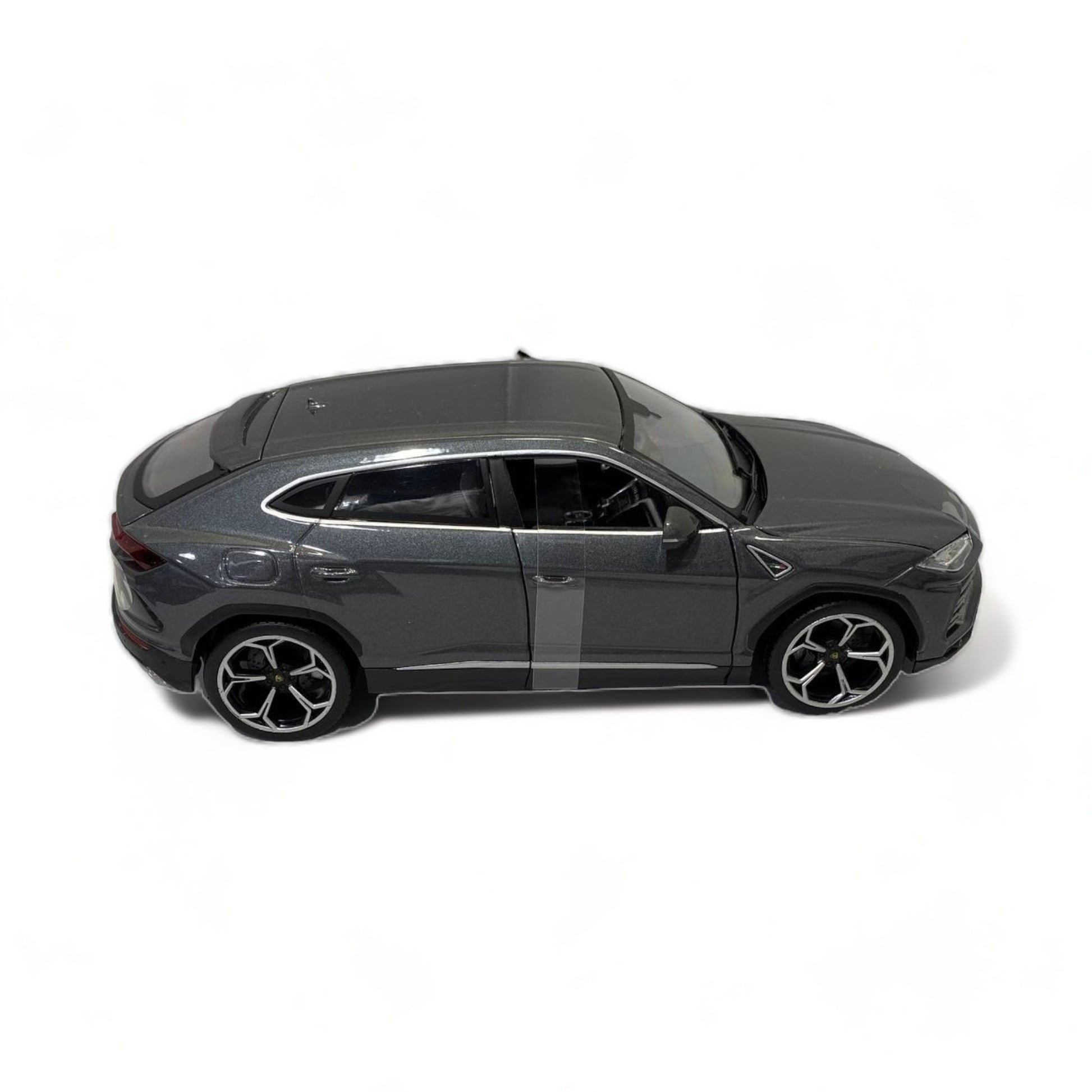 1/18 Diecast Lamborghini Urus Grey Bburago Scale Model Car