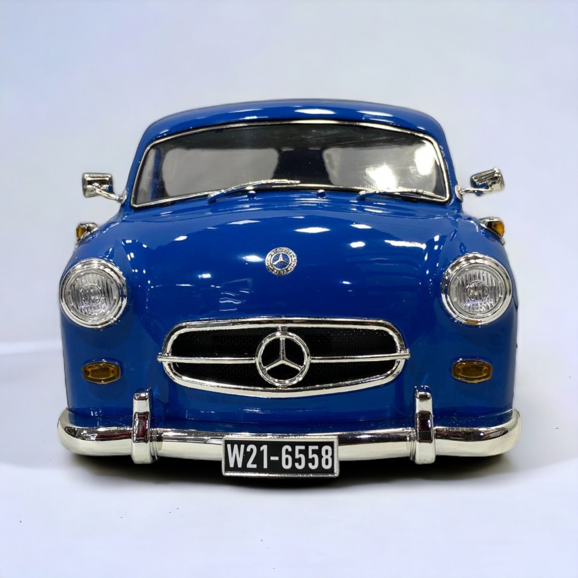 1/18 Metal Diecast - Mercedes-Benz W21 Das Blaue Wunder Rennatransporter|Sold in Dturman.com Dubai UAE.