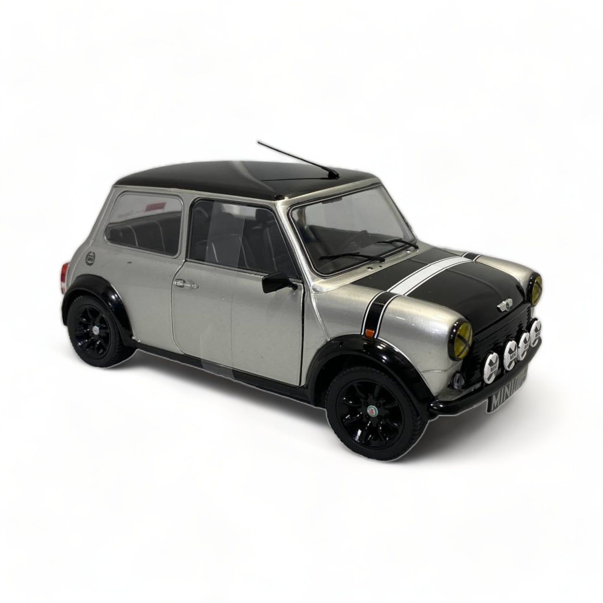 1/18 Solido Diecast - Mini Cooper Sport (1998) in Silver|Sold in Dturman.com Dubai UAE.