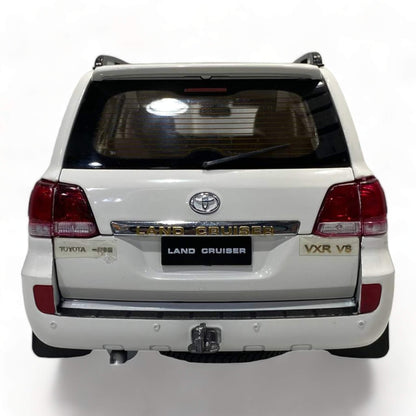 1/18 Diecast Toyota Land Cruiser LC200 Gold Grill White 2008 FAW Toys Scale Model Car|Sold in Dturman.com Dubai UAE.