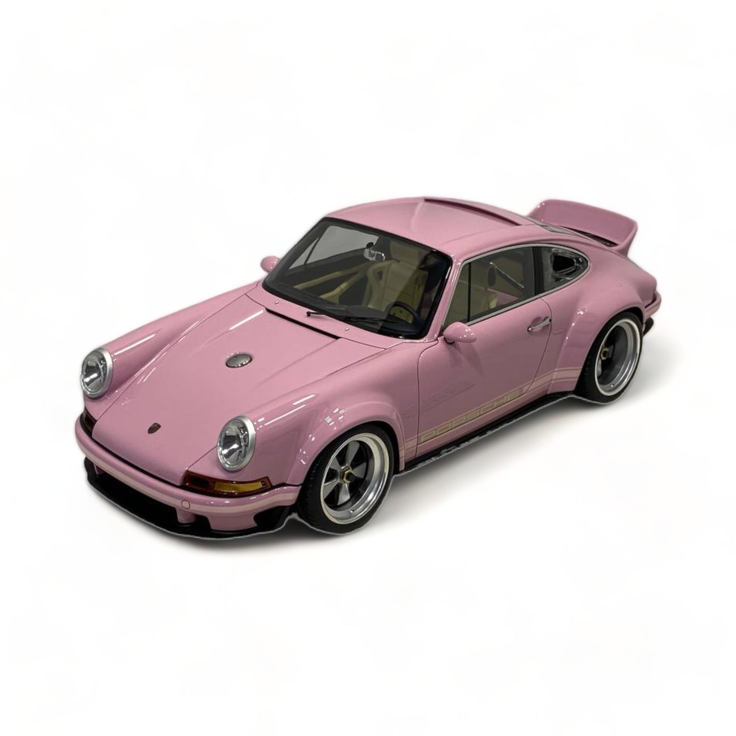 Porsche Singer DSL (The Mistress 2022) 1/18 Make Up