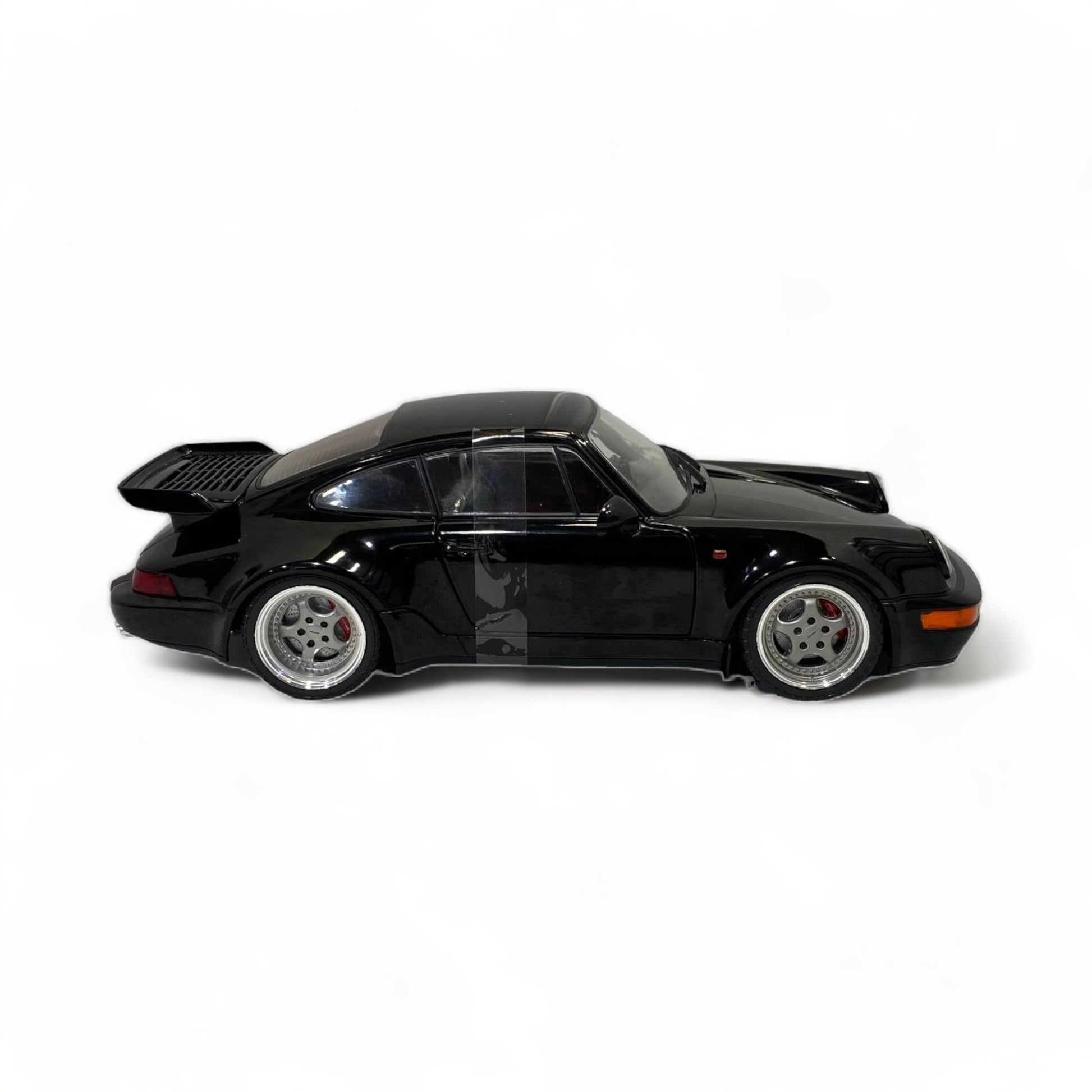 Solido 1:18 - 1 - Coche deportivo a escala - Porsche 911 (964) Turbo 1990 -  Modelo diecast con puertas que se abren. - Catawiki