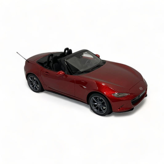 Mobile Mazda MX-5 Miata Euro Spec 1/18 Otto