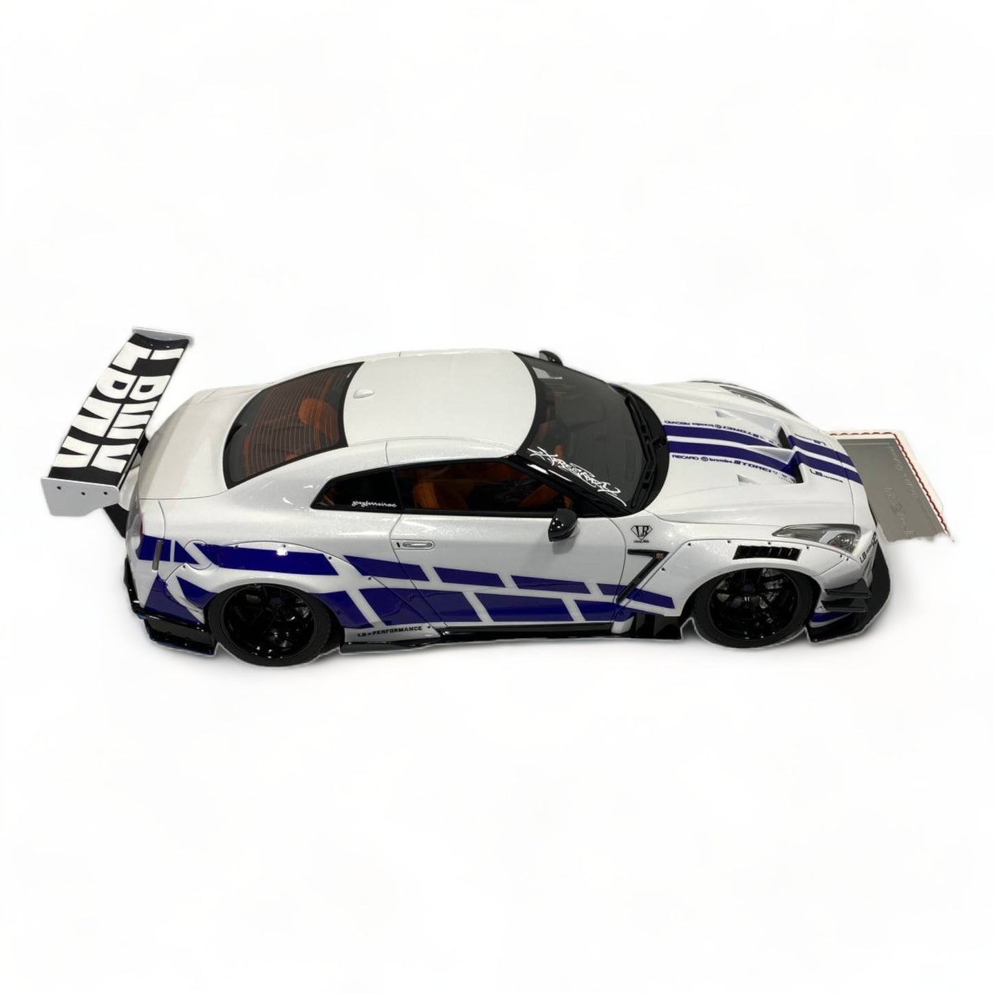 Davis & Giovanni Nissan GT-R R35 LBWK -LIMITED 20PCS WHITE|Sold in Dturman.com Dubai UAE.