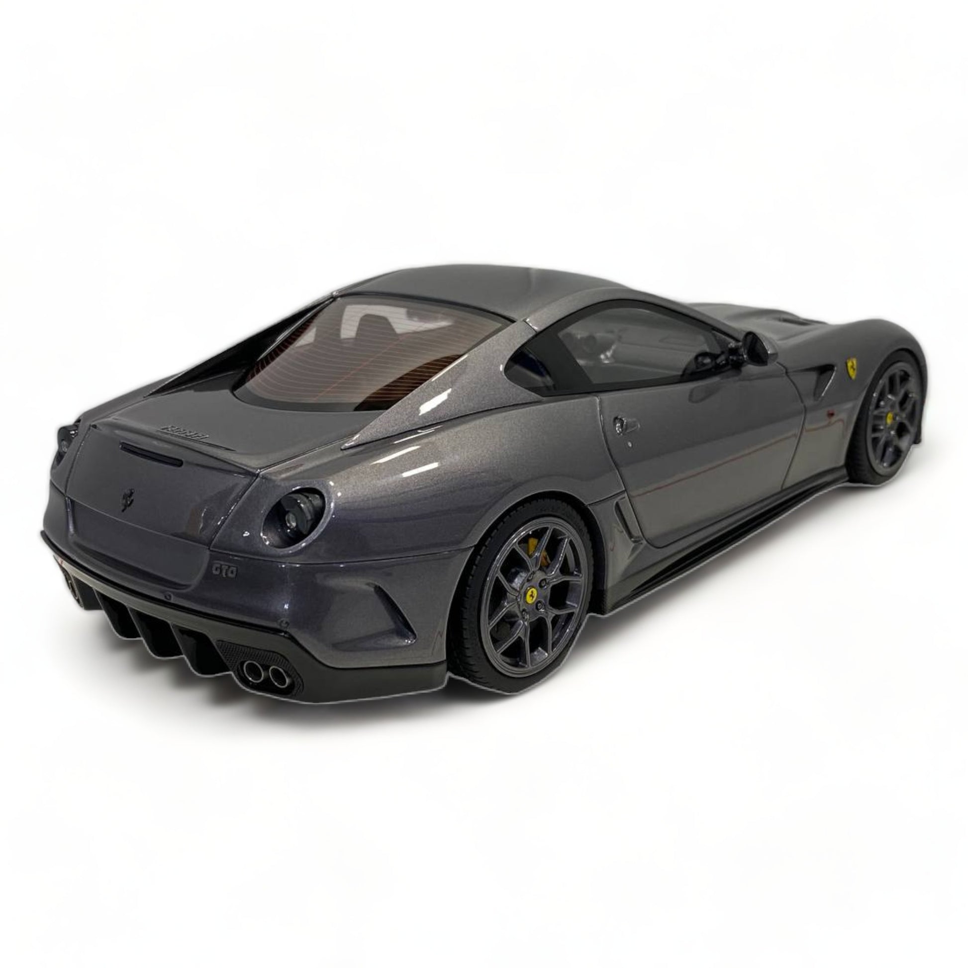 RUNNER Ferrari 99 GTO LIMITED 66 PCS SILVER GREY|Sold in Dturman.com Dubai UAE.