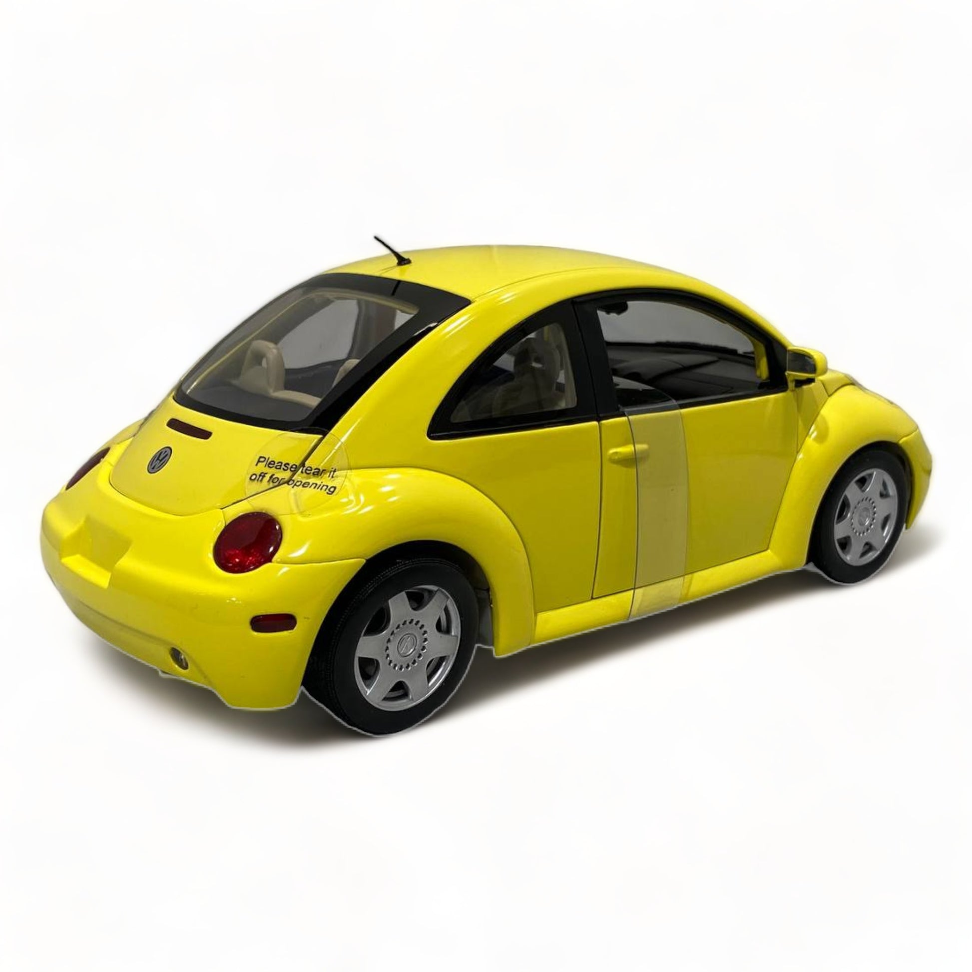 1/18 GATE G Volkswagen BEETLE COUPE YELLOW Model Car|Sold in Dturman.com Dubai UAE.