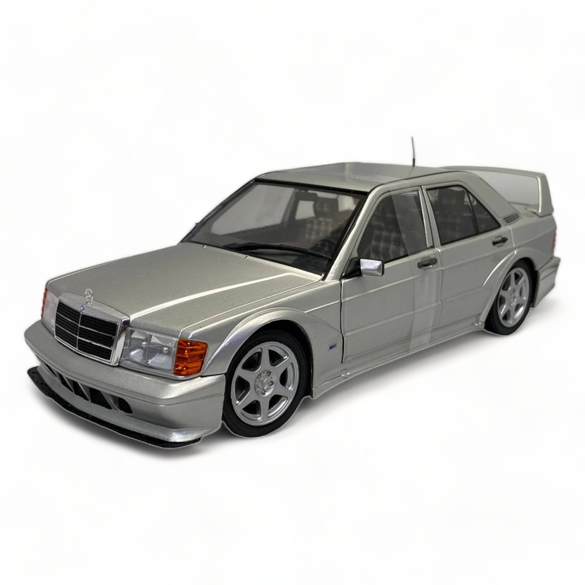 1/18 Solido Mercedes benz 190E 2,5 -16 EVOLUTION II SILVER Model Car|Sold in Dturman.com Dubai UAE.