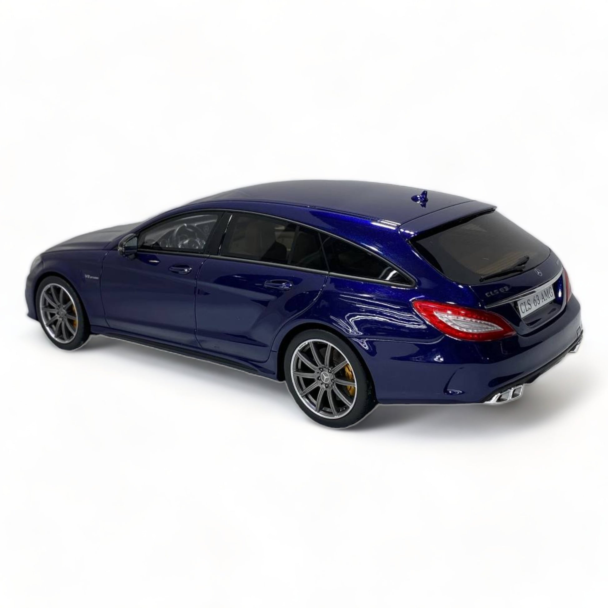1/18 Mercedes Benz AMG CLS 63 Shooting Brake Blue Scale Model Car