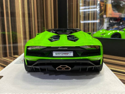 1/18 Make Up - Lamborghini Aventador S Roadster (Green - Verde Scandal)|Sold in Dturman.com Dubai UAE.
