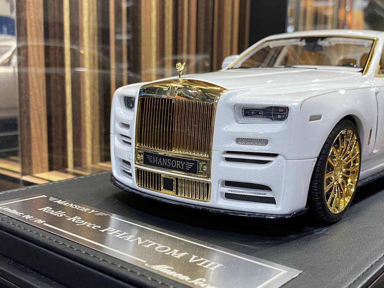 1/18 Resin Muse’s Secret  Rolls Royce- PHANTOM VIII Mansory Pearl White and Gold Scale Model Car|Sold in Dturman.com Dubai UAE.