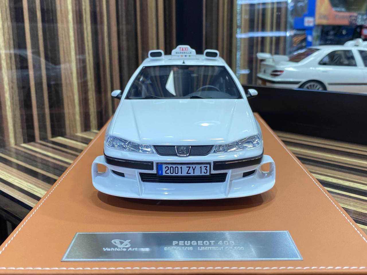 1/18 Diecast Vehicle Art Peugeot 406 TAXI White Scale Model Car