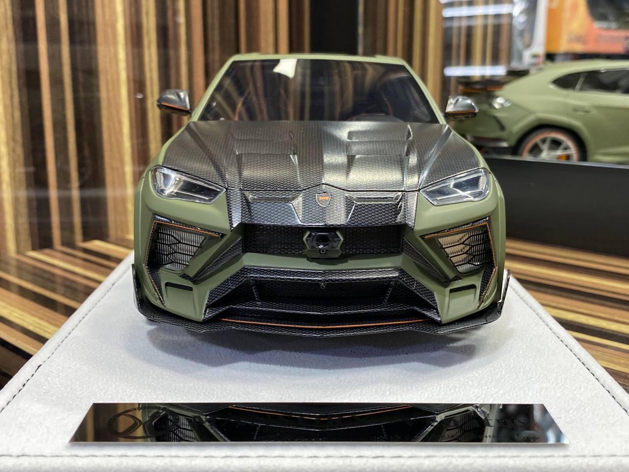 1/18 Timothy & Pierre Lamborghini URUS Venatus Green Matt Resin Model Car|Sold in Dturman.com Dubai UAE.