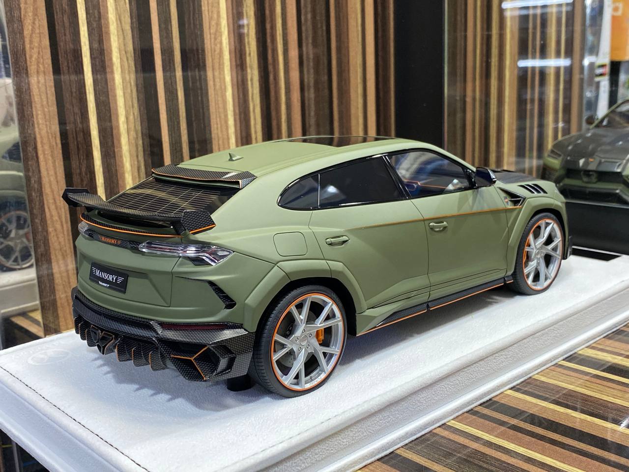 1/18 Timothy & Pierre Lamborghini URUS Venatus Green Matt Resin Model Car|Sold in Dturman.com Dubai UAE.