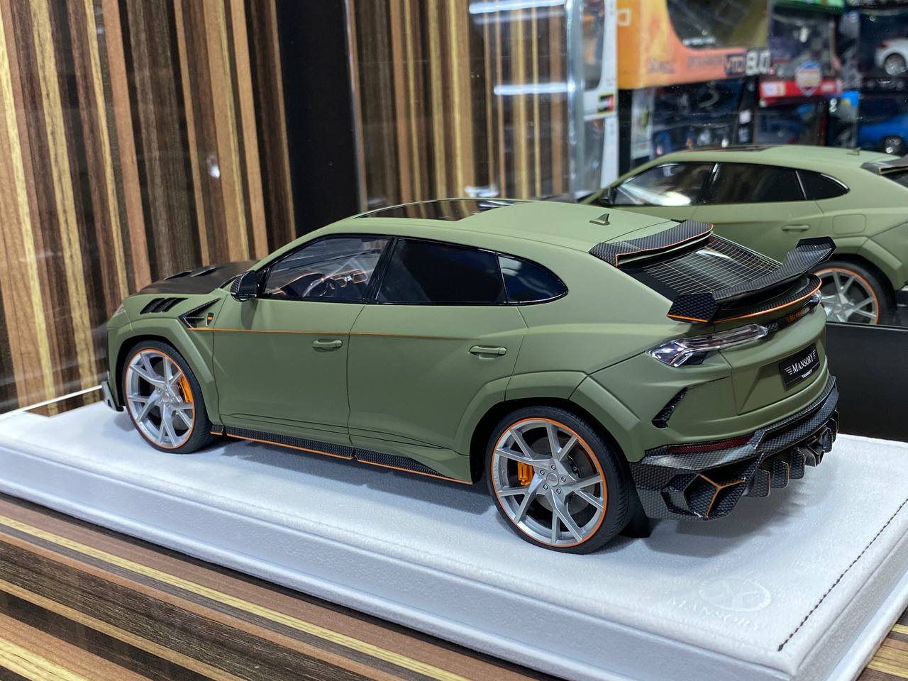 1/18 Timothy & Pierre Lamborghini URUS Venatus Green Matt Resin Model Car|Sold in Dturman.com Dubai UAE.