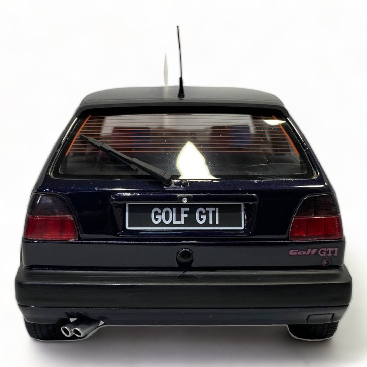 1/18 Diecast OTTO Volkswagen Golf GTI Fire & Ice - Dark Purple Model Car