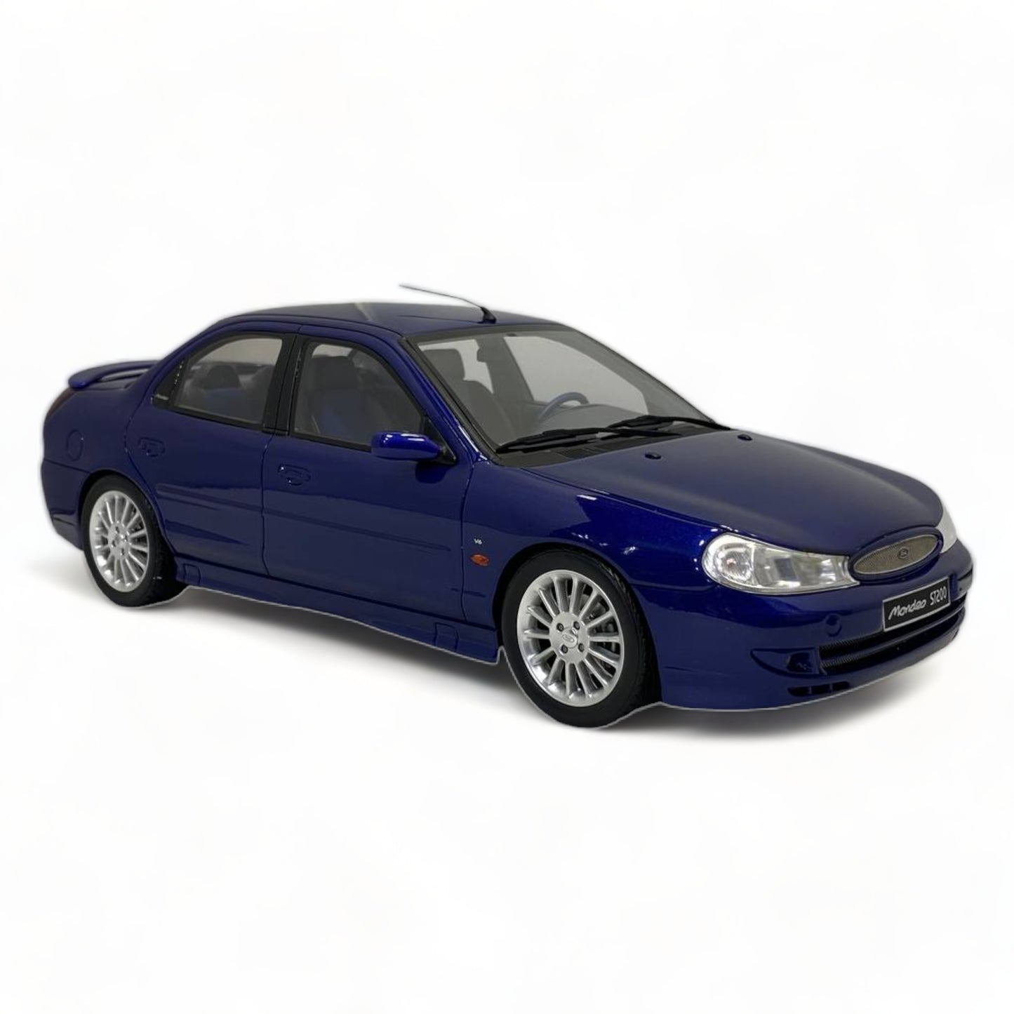 1/18 Resin OTTO Ford Mondeo ST 200 - Blue Miniature Car