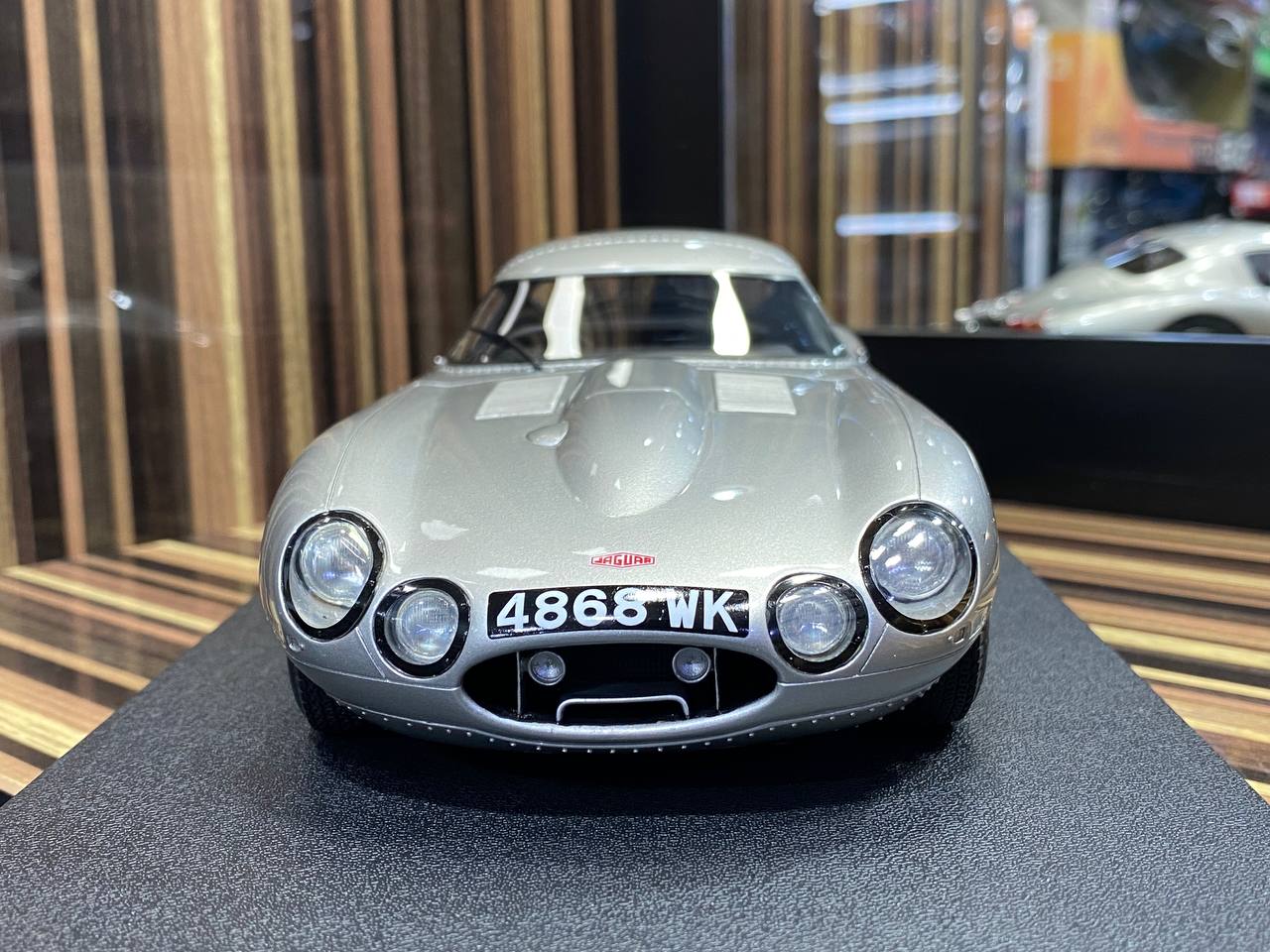 1/18 Diecast CULT JAGUAR E-TYPE LOW DRAG SILVER 1950 Miniature Car