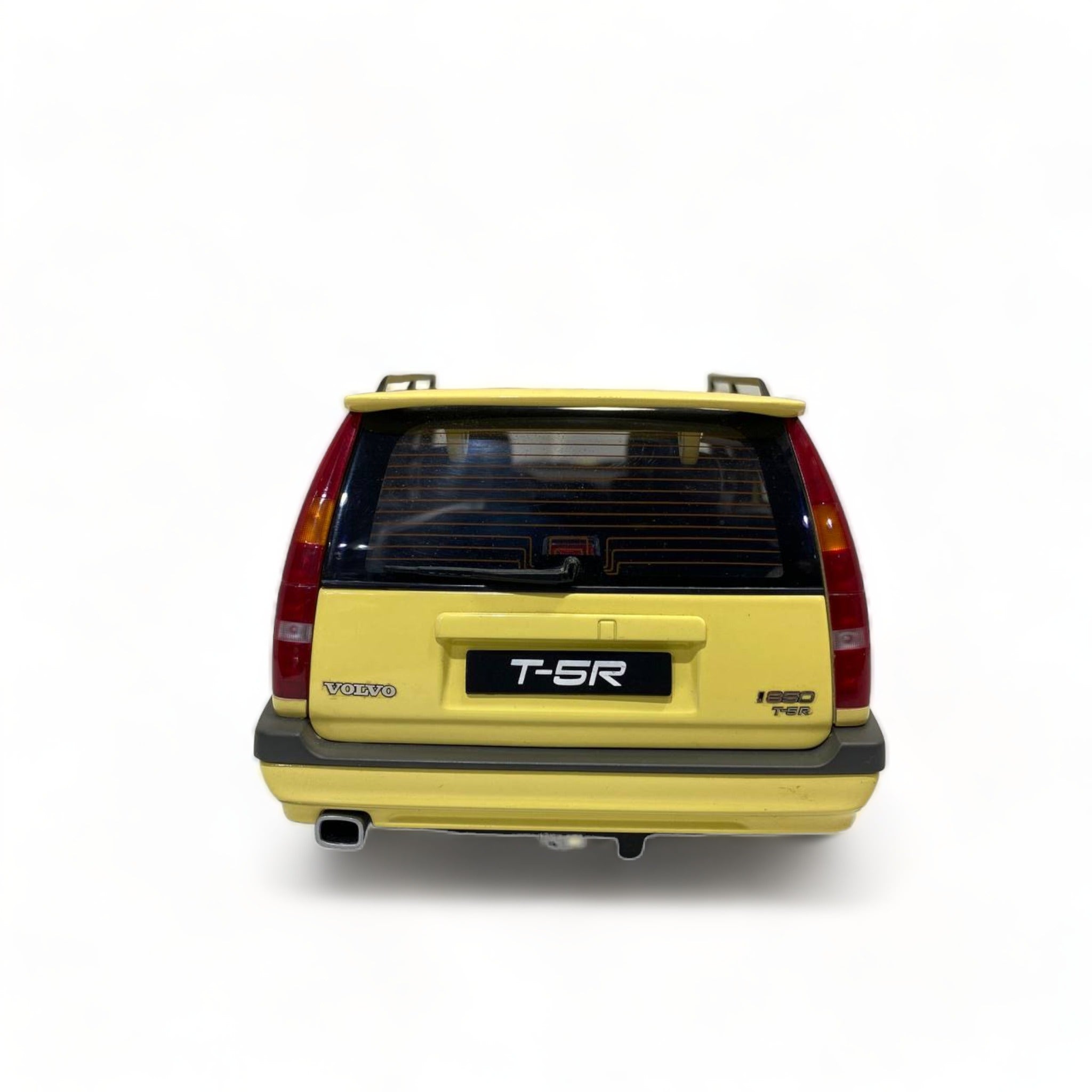 Autoart Volvo 850 T-5R Estate - Cream (1995, 1/18 Scale