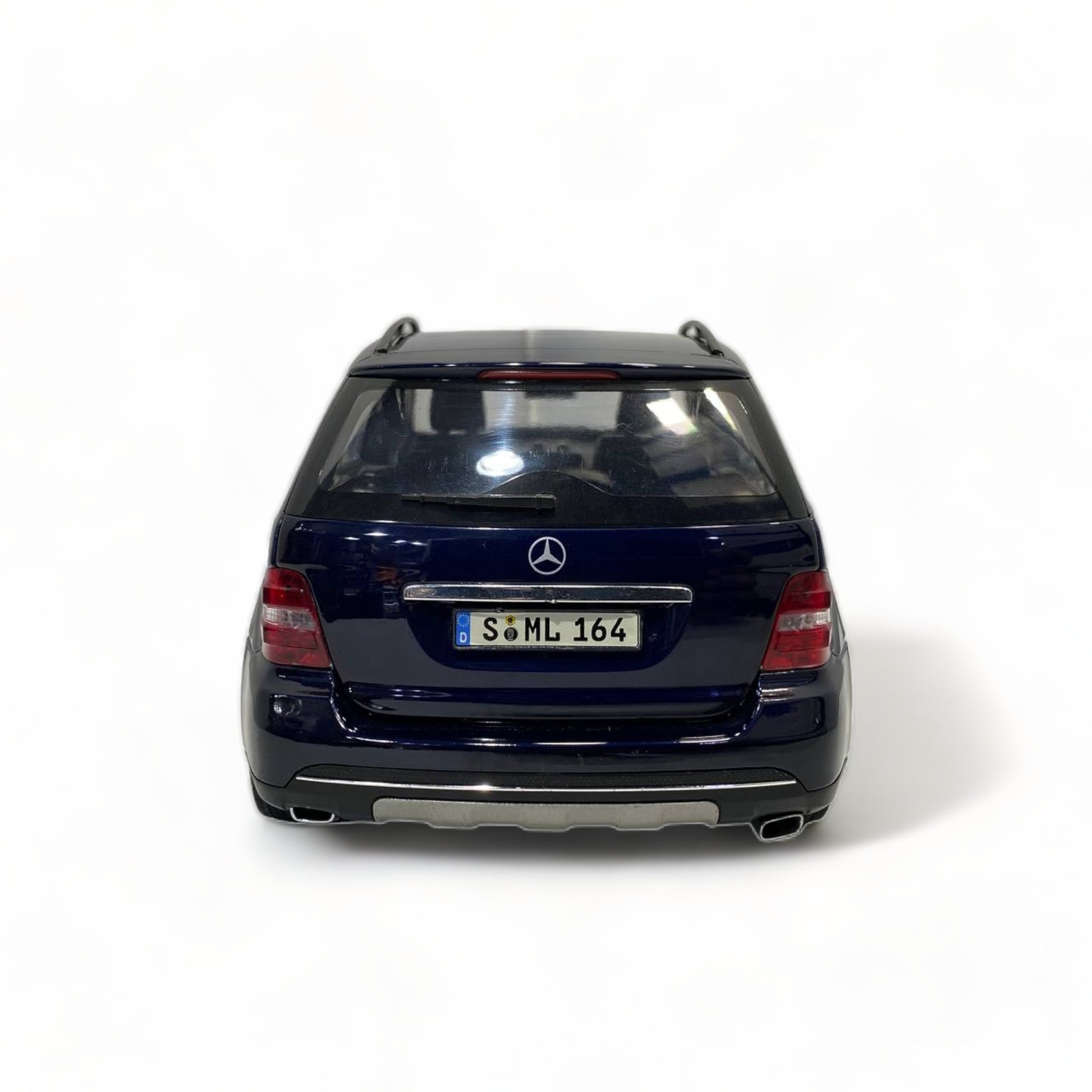 Minichamps Mercedes-Benz M-Class - Blue (1/18 Scale)|Sold in Dturman.com Dubai UAE.