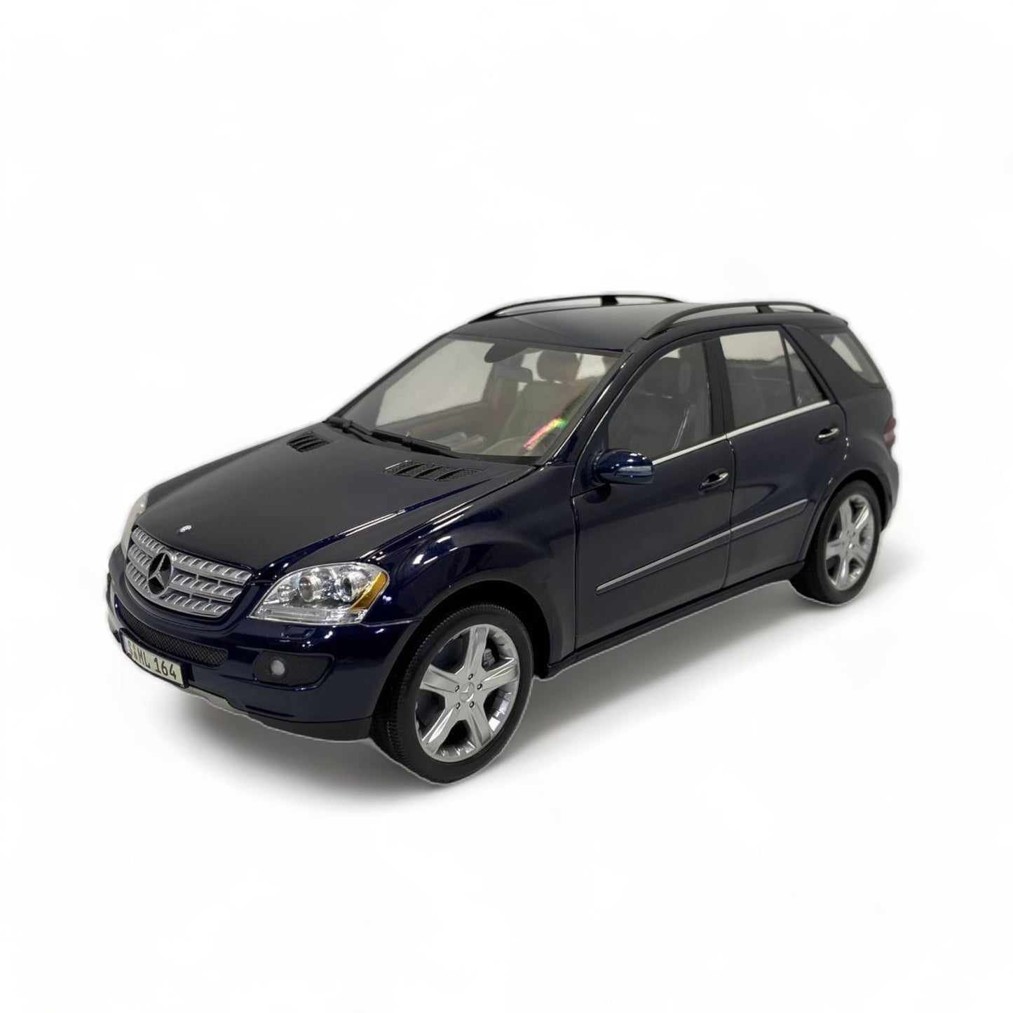 Minichamps Mercedes-Benz M-Class - Blue (1/18 Scale)|Sold in Dturman.com Dubai UAE.